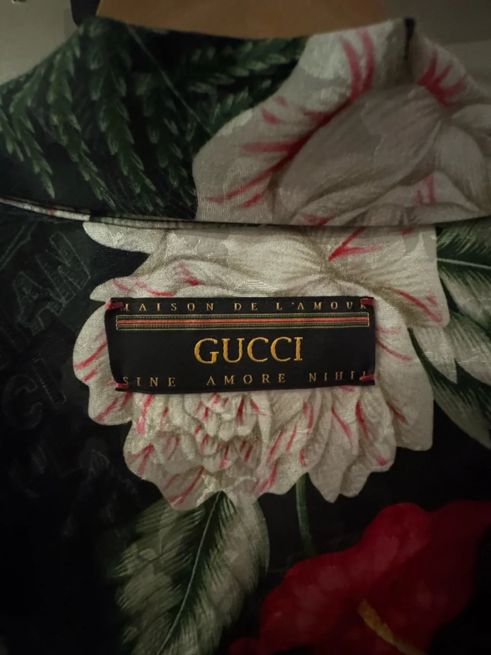 limited edition “ MAISON DEL'AMOU Sine AMORE” for GUCCI Button-Down Shirt